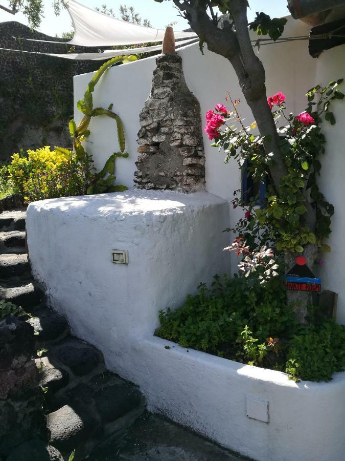 La Rosamarina Hotel Stromboli Exterior photo